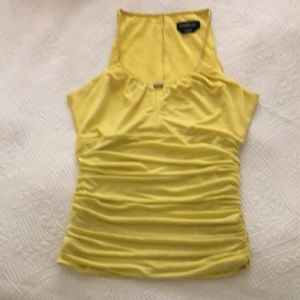 Dress up or dress down Lemon-yellow too